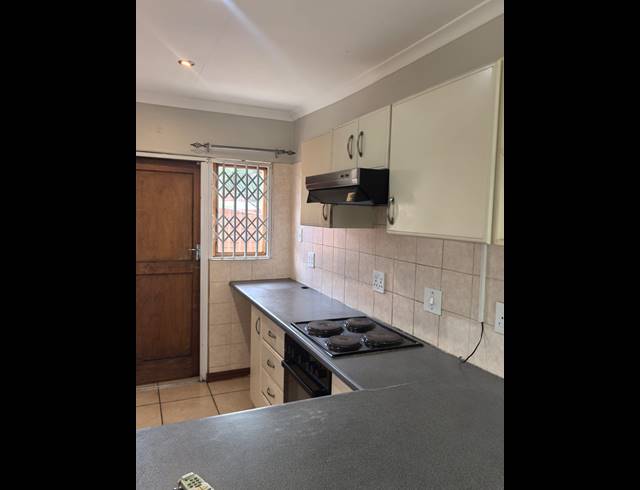 2 BEDROOM SIMPLEX RENTED IN ARBORETUM